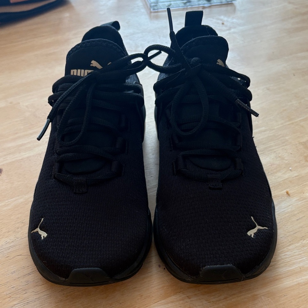 Puma Women's Black Athletic Shoes